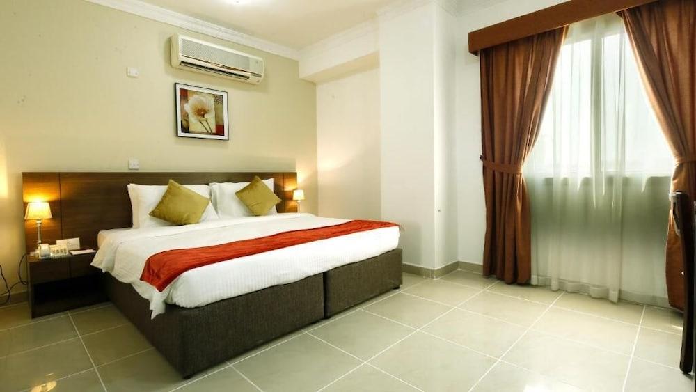 La Villa Inn Hotel Apartments Doha Buitenkant foto