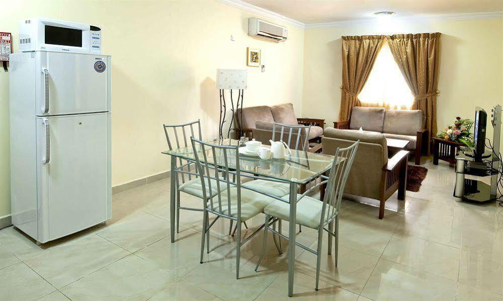 La Villa Inn Hotel Apartments Doha Buitenkant foto